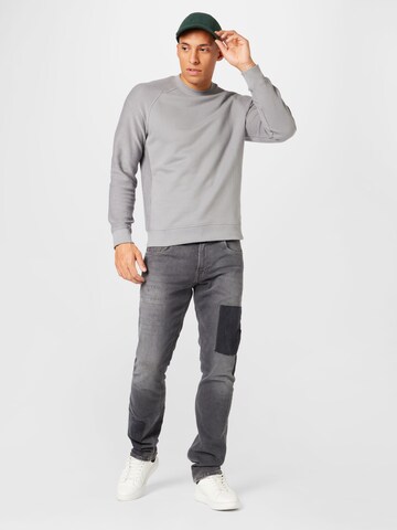 TOM TAILOR DENIM Sweatshirt in Grey