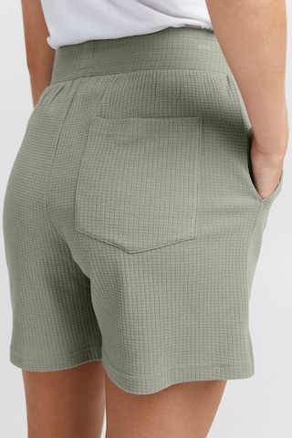 Oxmo Regular Shorts 'Wim' in Grün