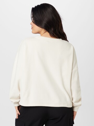 Vero Moda Curve Sweatshirt 'ILSA' i beige