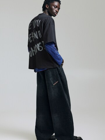 Pull&Bear T-Shirt 'STWD DIVISION' in Schwarz