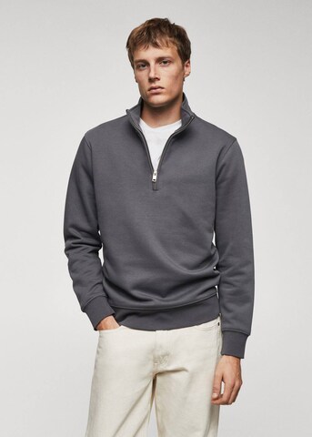 MANGO MAN Sweatshirt 'Winny' in Grey: front