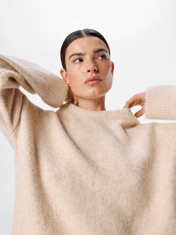 Pull-over 'OBJSaggia' OBJECT en beige