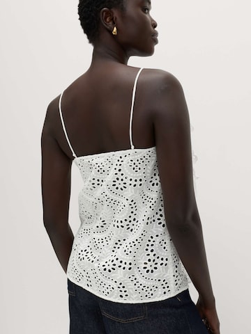 Top di Marks & Spencer in bianco