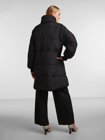 Y.A.S Zimní kabát – černá