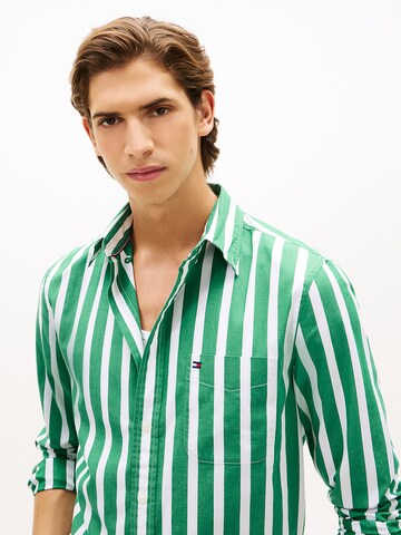 Fit confort Chemise TOMMY HILFIGER en vert