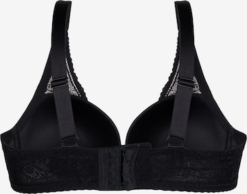 Devoted by Zizzi T-shirt Bra 'LAYA' in Black