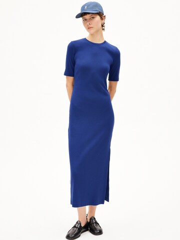 ARMEDANGELS Jurk in Blauw: voorkant