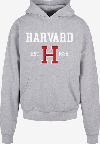 Merchcode Sweatshirt 'Harvard University - Est 1636' in Grijs: voorkant
