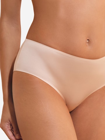 ETAM Shorty aus satinierter Mikrofaser 'Pure Glow' in Beige