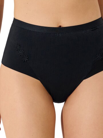 Lisca Slip 'Gracia'‌‌‌‌ in Schwarz