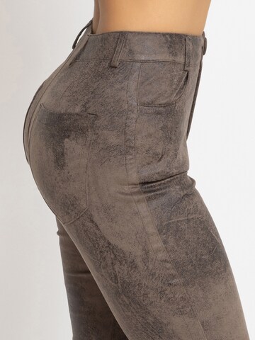 JIORO Skinny Broek in Bruin