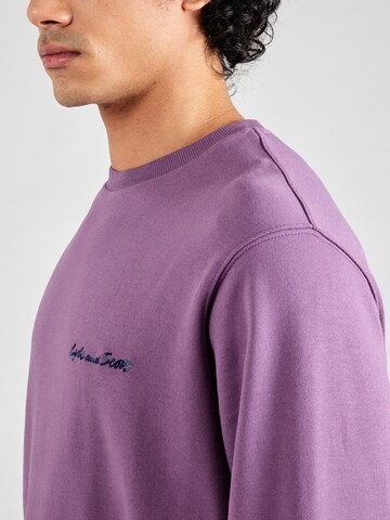 Lyle & Scott Sweatshirt in Lila