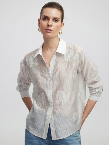 Ipekyol Blouse in Beige: front