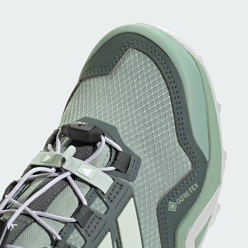 Scarpa bassa 'Skychaser' di ADIDAS TERREX in verde