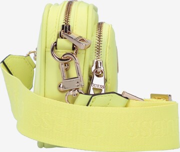 GUESS - Bolso de hombro 'Gemma' en amarillo