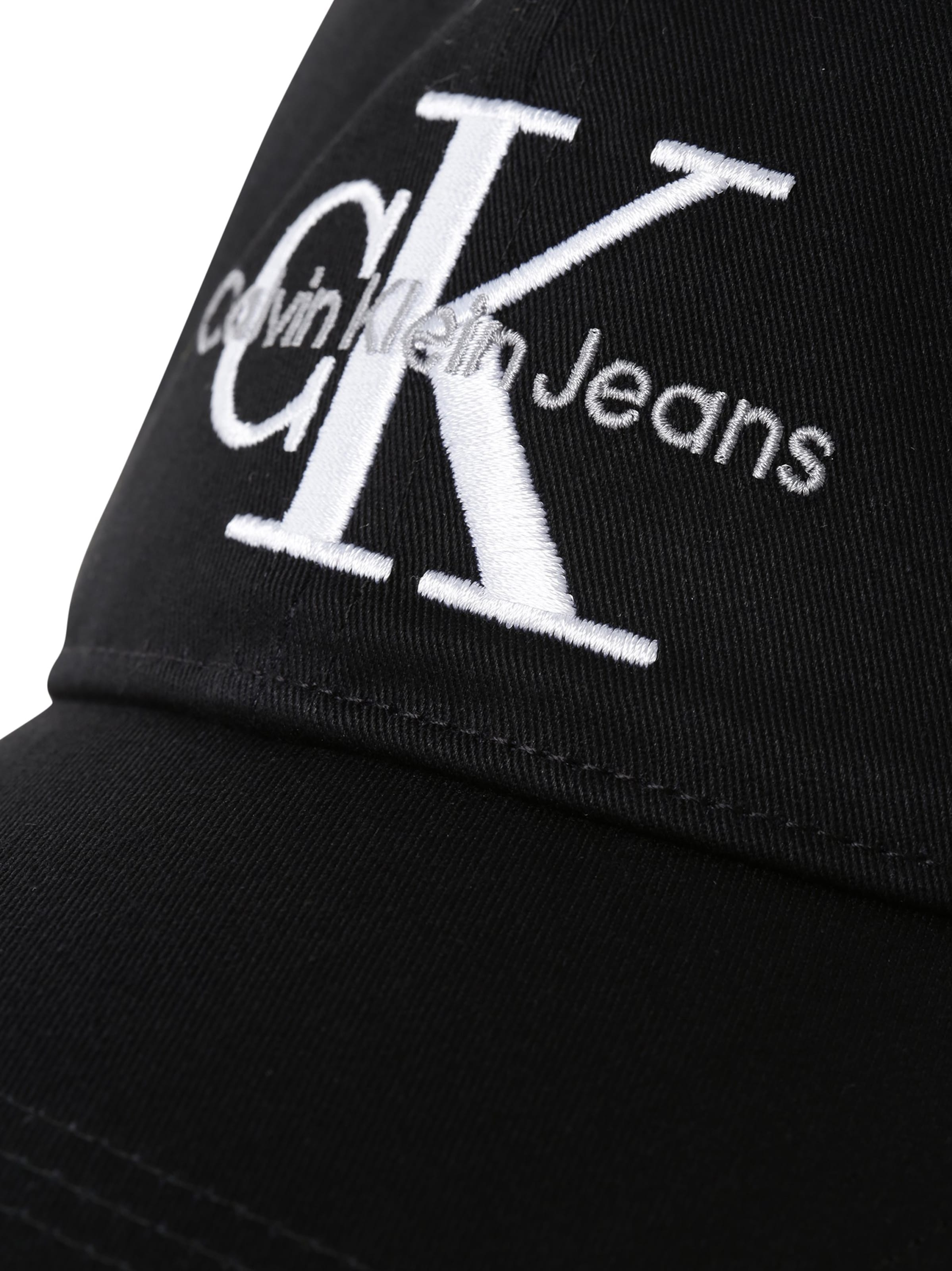 Regular Șapcă de la Calvin Klein pe negru