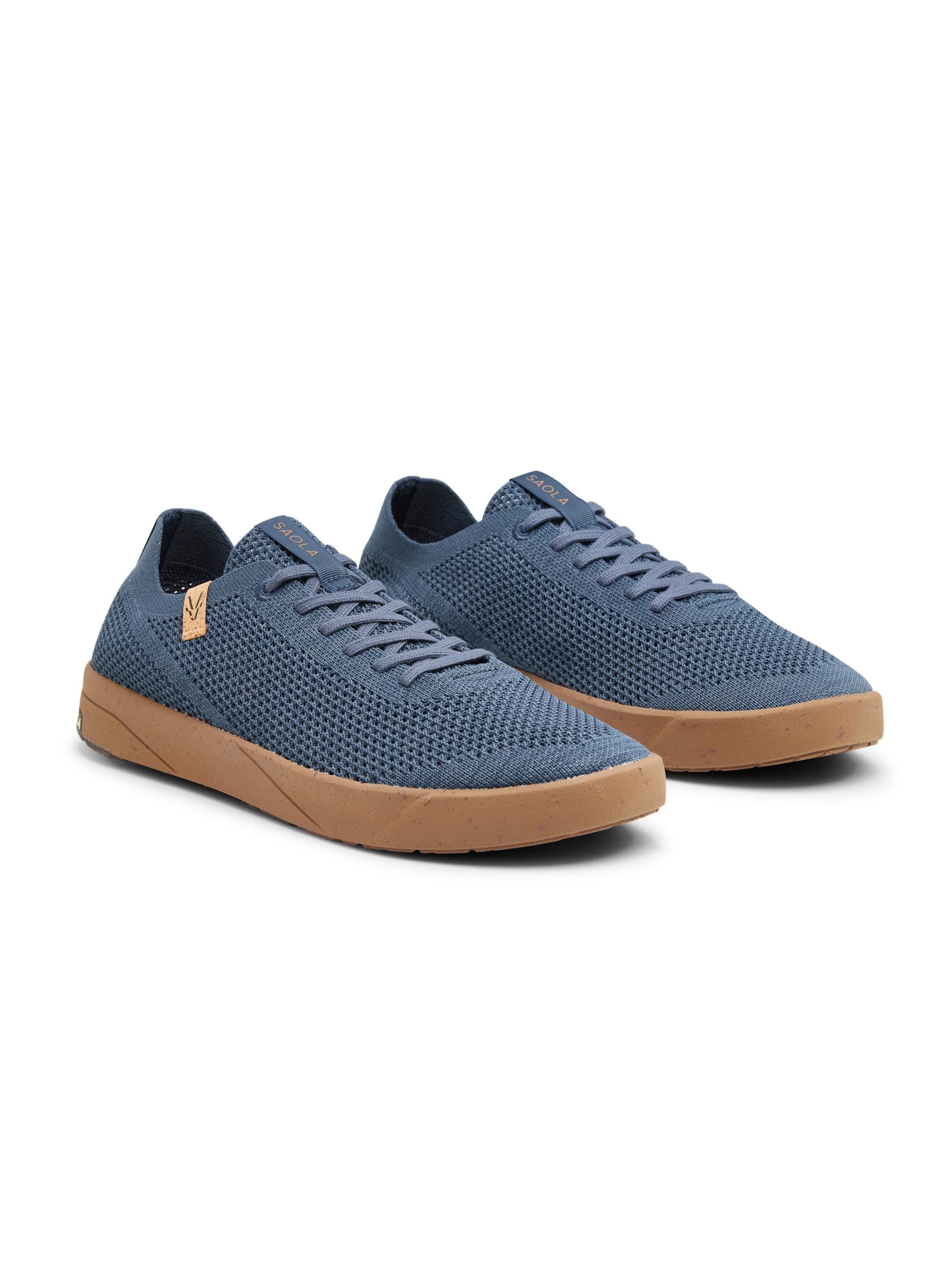 SAOLA Slip-ons 'Ezo M Navy' in Blue
