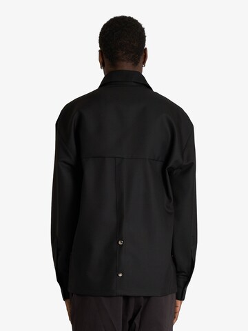 Coupe regular Chemise Yes London en noir