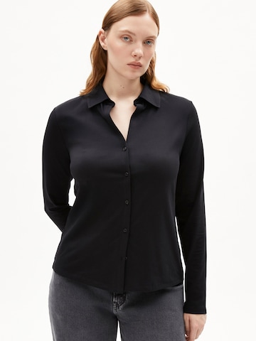 ARMEDANGELS Bluse 'Nalaannia' (GOTS) in Schwarz: Vorderseite