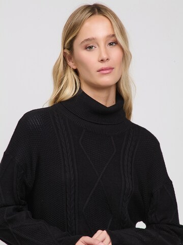 Influencer - Jersey en negro