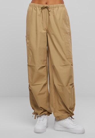 Effilé Pantalon cargo Urban Classics en beige : devant