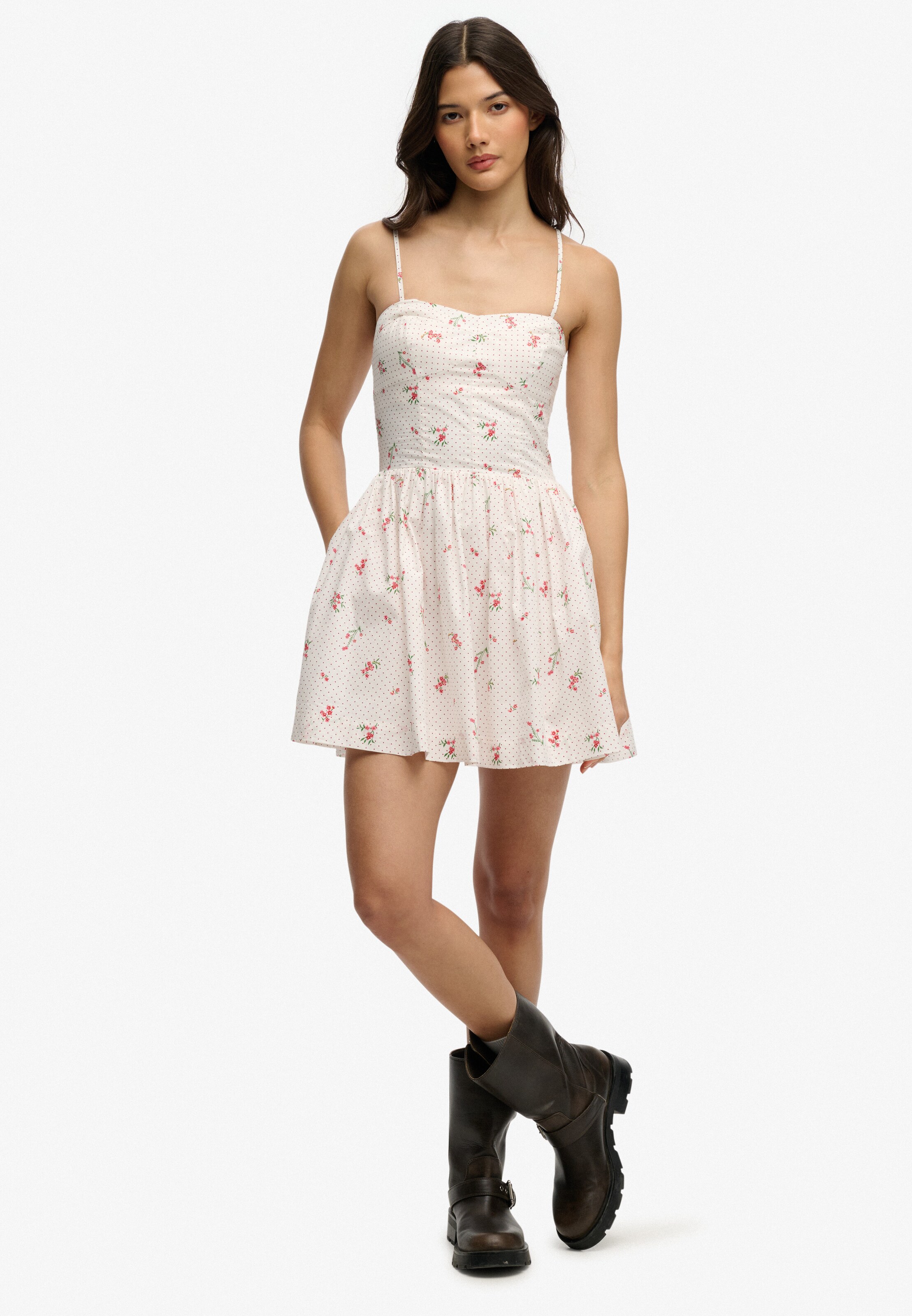 Robe d’été Superdry & Co en blanc : devant