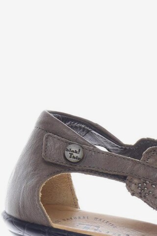 THINK! Sandals & High-Heeled Sandals in 39 in Brown