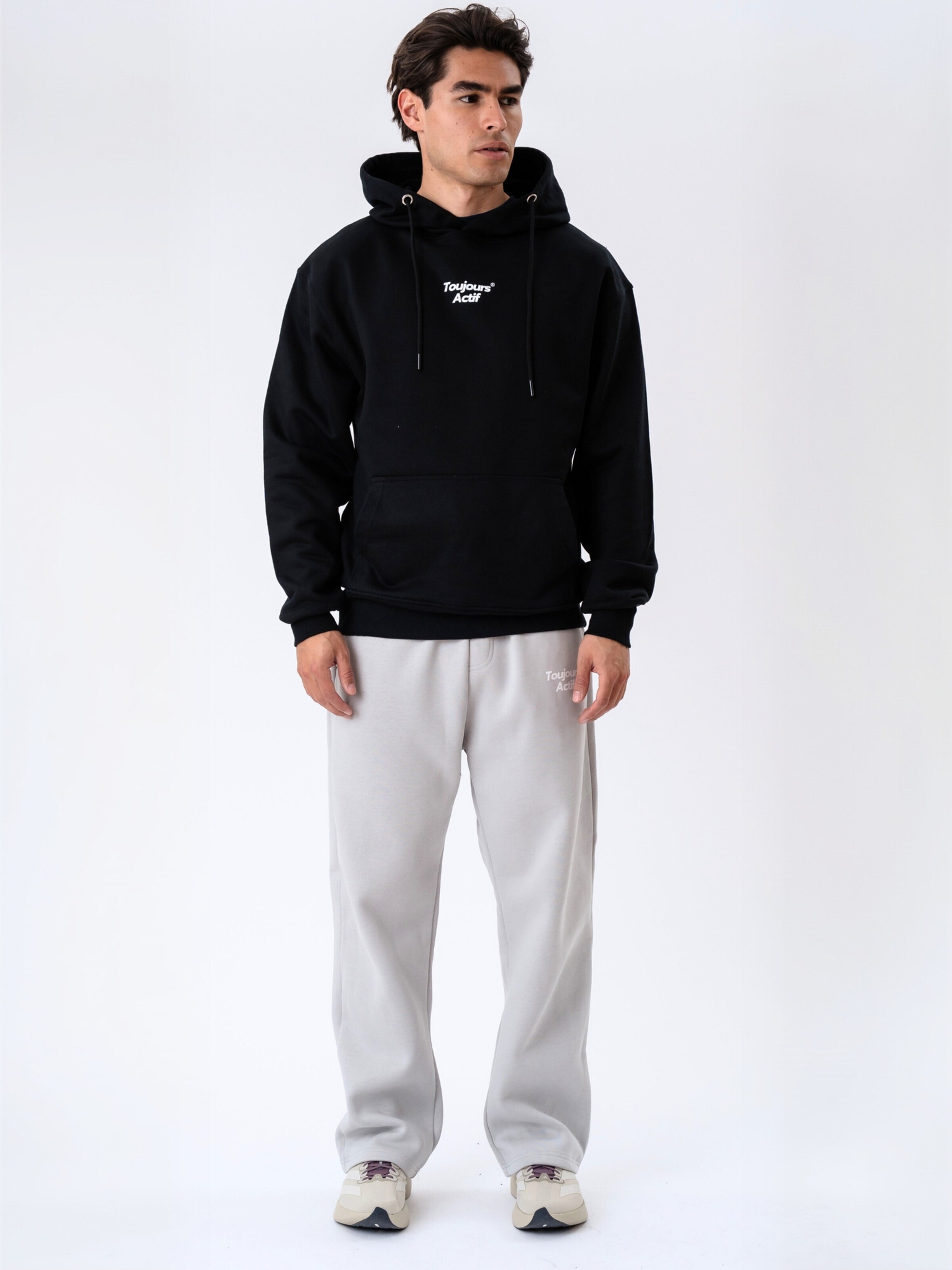Pull-over ' Apres ' Toujours Actif en noir