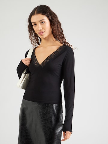 Tricou 'Ida' de la ABOUT YOU pe negru: față