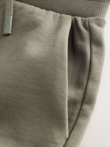 smALLSAINTS Дънки Tapered Leg Панталон 'Orlando' в зелено