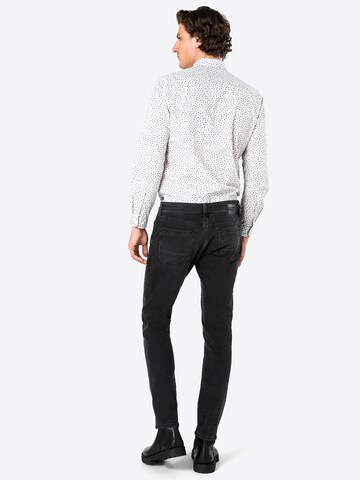 Mavi Slimfit Jeans 'Yves' i sort