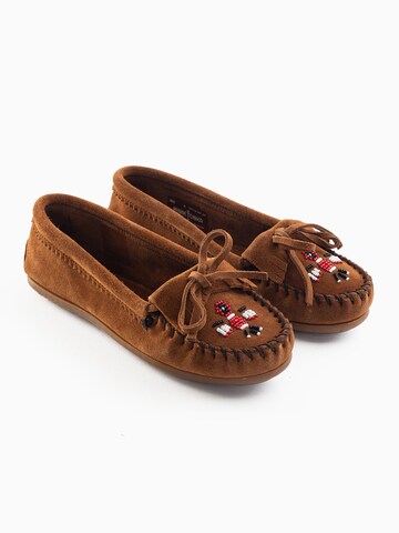 Minnetonka Moccasin 'Thunderbird' in Brown