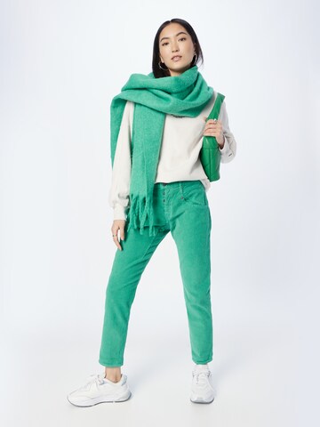 Herrlicher Regular Pants 'Shyra' in Green