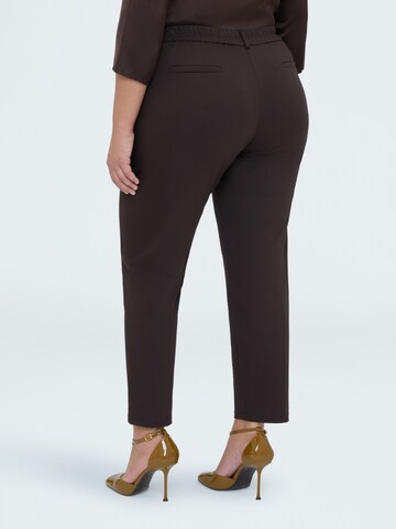 Fiorella Rubino - regular Pantalón en marrón