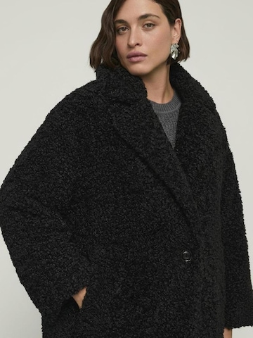 Fiorella Rubino Wintermantel in Zwart