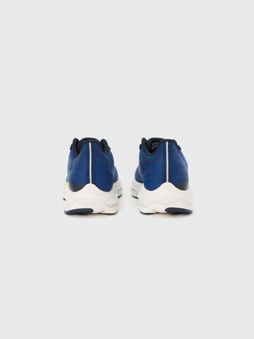 Chaussure de course 'WAVE SERENE 2(M)' MIZUNO en bleu