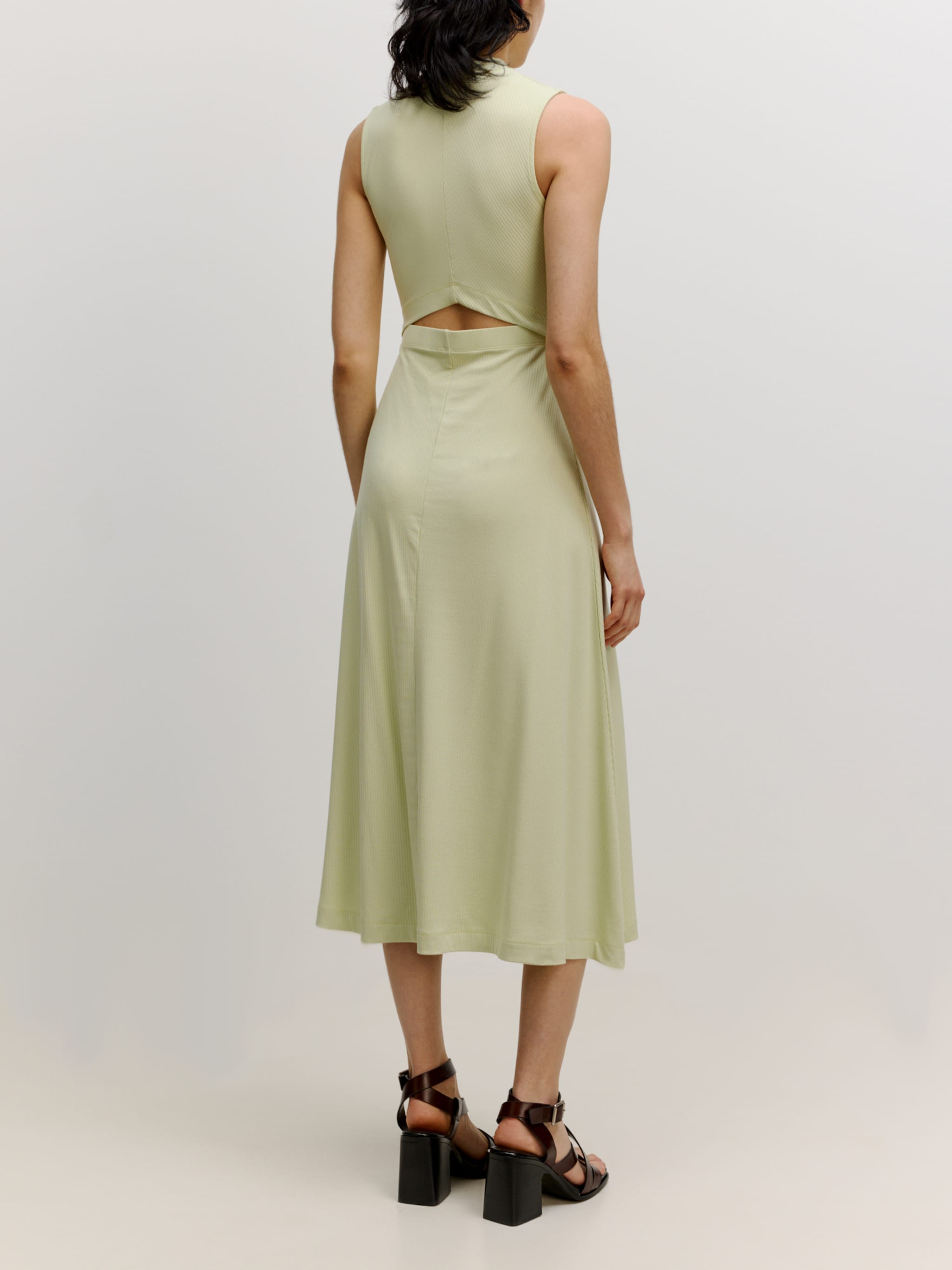 EDITED Produkte Kleid 'Talia' grün