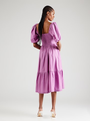 Robe de cocktail 'EMERSON' Abercrombie & Fitch en rose