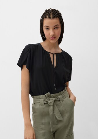 QS Blouse in Zwart: voorkant