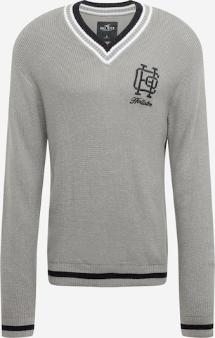 HOLLISTER Sweater 'VARSITY' in Grey: front