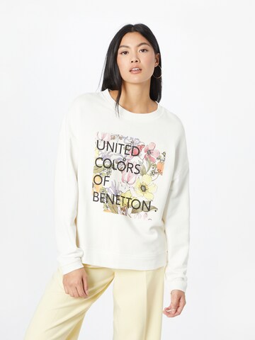 UNITED COLORS OF BENETTON Sweatshirt in Wit: voorkant