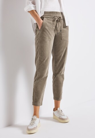 STREET ONE Regular Pants in Grey: front