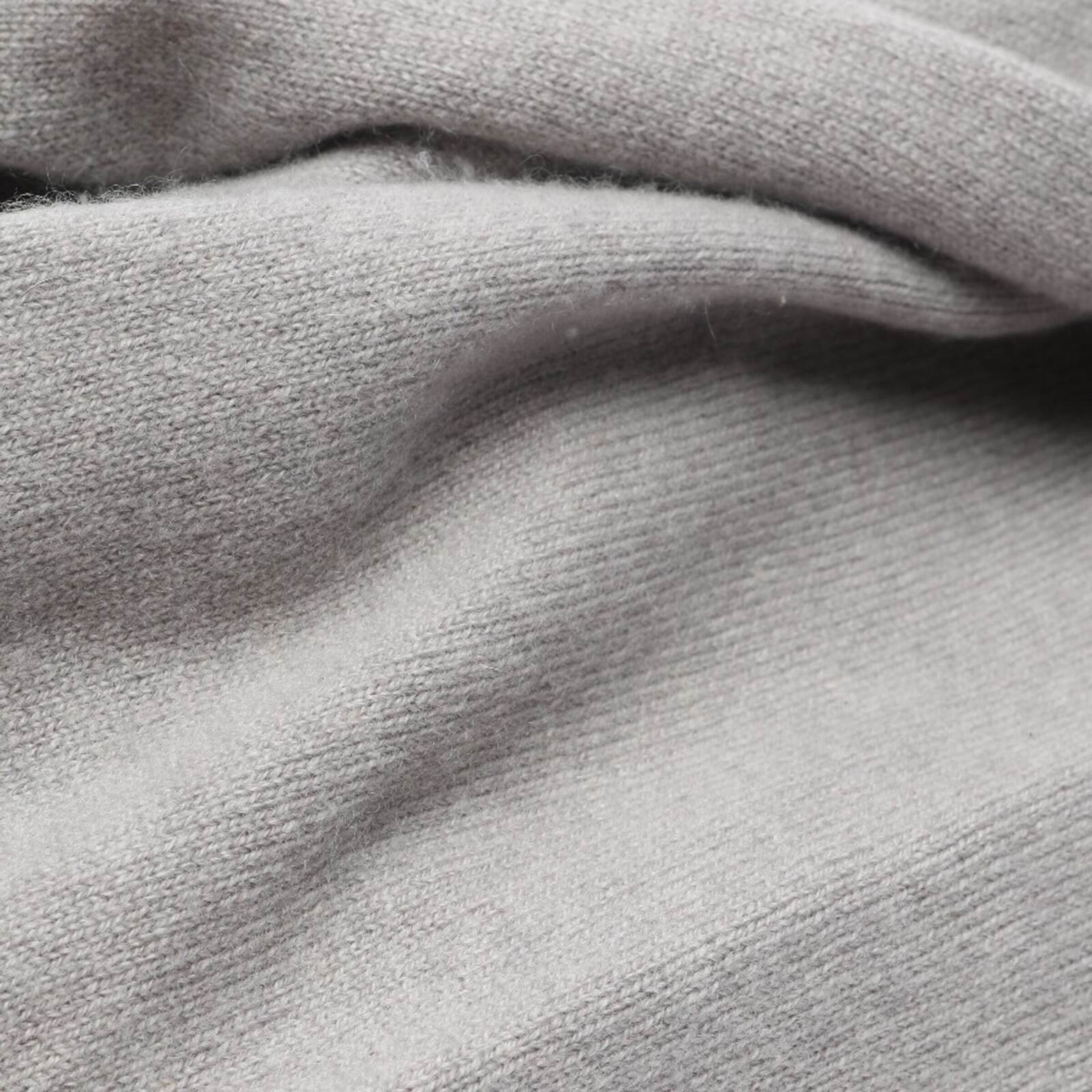 Brunello Cucinelli Sweater & Cardigan in S in Grey