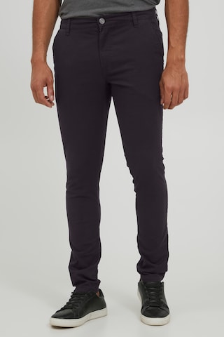 11 Project Slimfit Chino 'Lovino' in Zwart: voorkant