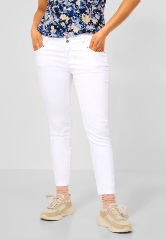 STREET ONE Pants in White: front