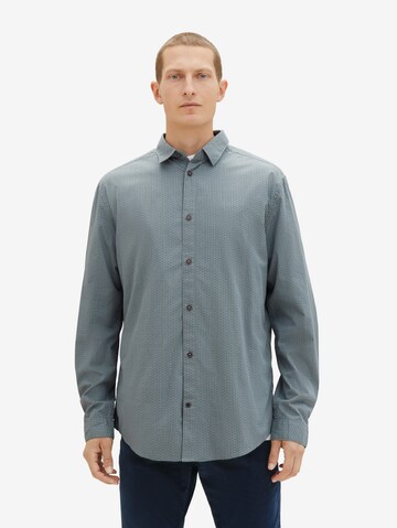 Coupe regular Chemise TOM TAILOR en gris : devant