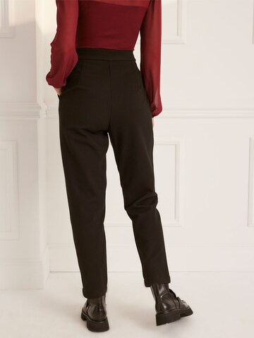 Regular Pantaloni 'Carina' de la Guido Maria Kretschmer Women pe negru