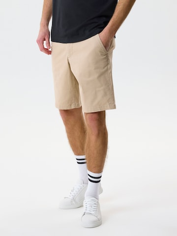 TWO SOON Regular Chino in Beige: voorkant