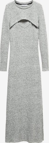 MANGO Stickad klänning 'Fedra' i grå: framsida