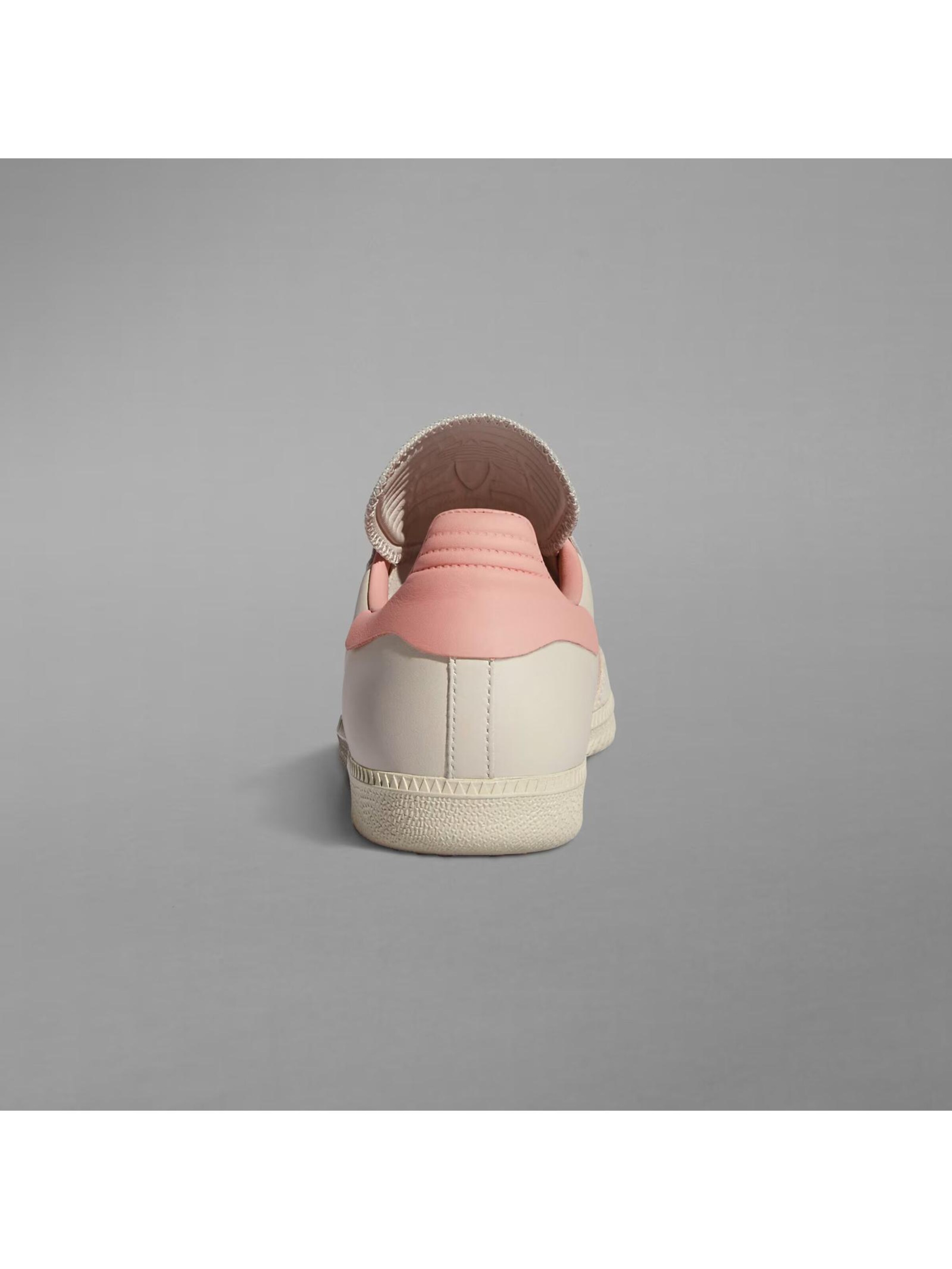 ADIDAS Sports shoe in Beige
